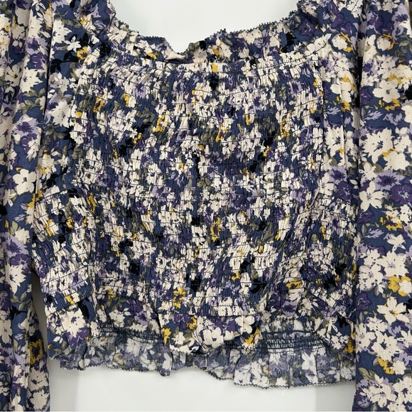NWT Elodie Navy Floral Cropped Blouse Smocked Back Long Sleeve Women’s Small - Picture 6 of 6